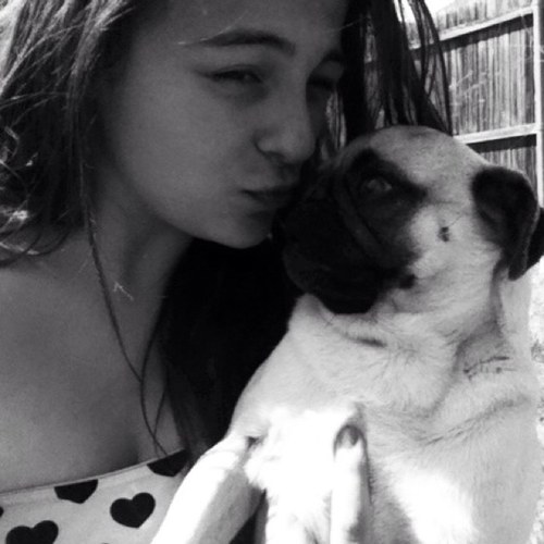 natalieedward12's profile picture. Keep dreaming even if it breaks your heart✨