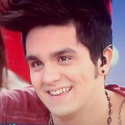 São 24 horas de @luansantana no coração ♪ FC Criado no dia O4/O4/12 - Donas: @AmigasdoLS & @LS_sonhoLindoMT sou @FanaticasLS_