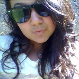 Gêminiana, criativa, alegre, ansiosa, ciúmenta, distraída e simpática.. --  skype: sabrina_13