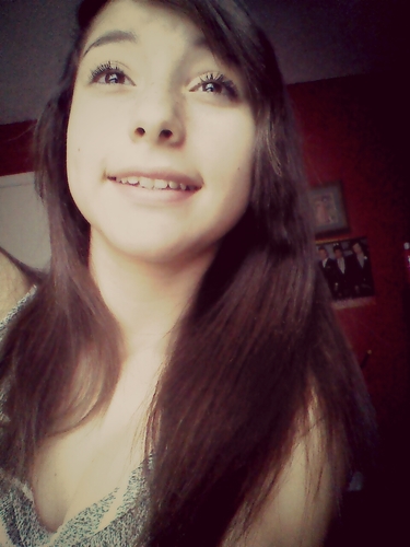 Monsee_Niggaa69's profile picture. hi my name is Monse I like rock &  tacos and unicorns & if you guys don't like me well just simply unfollow me c; have a nice day  \(._.) /