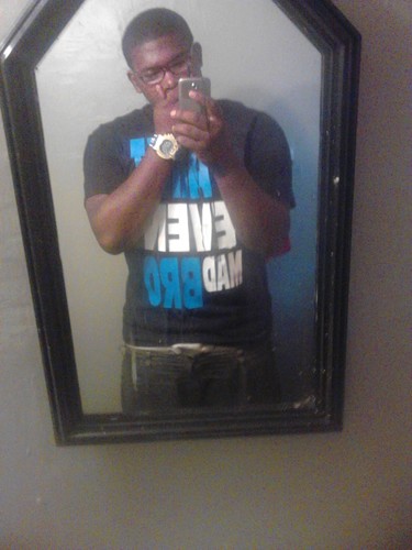 worldwidekid6's profile picture. 