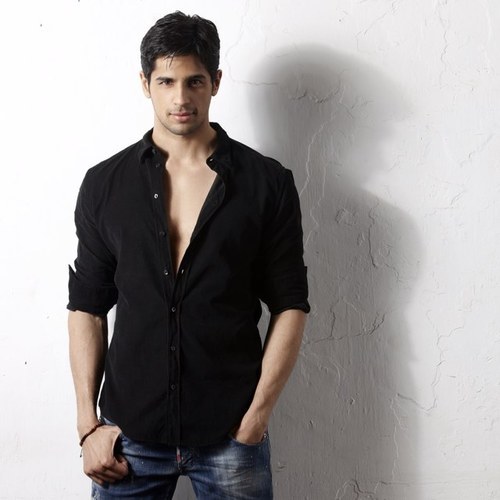 Huge Fan Of Sidharth Malhotra @S1dharthM