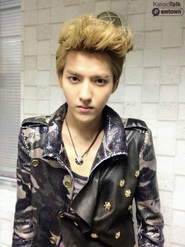 #AlwaysYadong | Wu YiFan |EXO M | Sexy Charisma | You Wanna Play ? Mention Baby ~ 3