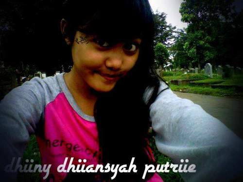 dhieniiedhieans's profile picture. Mom&dad♡| اللَّهُ ♥|ladies strong★ |fanggii suLaiiman♥»09•03•13:* ƪ(♥ε♥)ʃ)|wHee_qqHa17A|pin:323E4CAF|stitch end kropii☺|sahabat SATIYUNISA 17•01•13:*{}