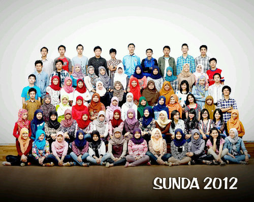 Mahasiswa Jur. Sunda UPI Entragan 2012 Saharti Saati Sapangaji ☺