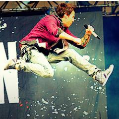 New Astronaut. I love Simple Plan.3