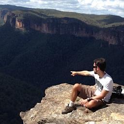 alezanoni's profile picture. 