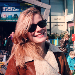 laurahuyb's profile picture. 