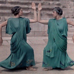 IDENTICALEYE's profile picture. Karen and Sara Brown @sarabirdiebrown