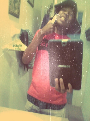 All About $$$ , Keep Shit #2OO , & Loving my Babymomma Naomi ' . #TeamUS