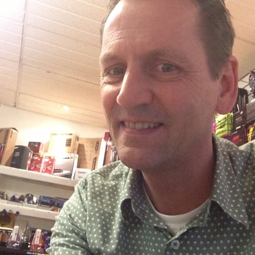 vibesplymouth's profile picture. eno is my religion!!