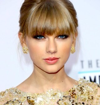 Eu amo demais a taylor ela é tudo pra mim.