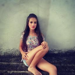 sincera .. :D amigable!
