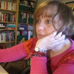 MG/YA writer #SCBWI_BI #RNA  Sci-fi. Fantasy. History. I love my fiction when it isn't anything like the norm.