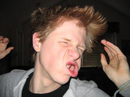 rwunAstin's profile picture. 