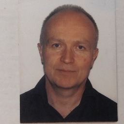 Dedikert sykehjemslege på Oppsalhjemmet i Oslo, tidl. leder i Norsk forening for alders-og sykehjemsmedisin (NFAS). Opptatt av ledelse og etikk i helsevesenet.