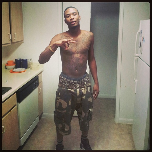 I AINT really bout tht talk BITCH im bout tht ACTION! Cashin out on all u fuck Niggas! Free all my TYG Niggas! # Free Pooh & A.Wase