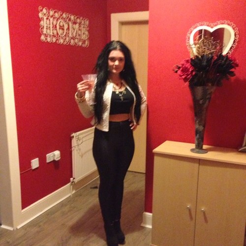 LaurenrooneyX's profile picture. 