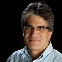 Ingeniero en Informática, Consultor, Entusiasta (y curioso...) del Social Media y del Social CRM, Information Systems Solutions.