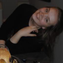 juliekatha's profile picture. bæ-bu-babe, stor nok til å bestemme over mej sjøl!