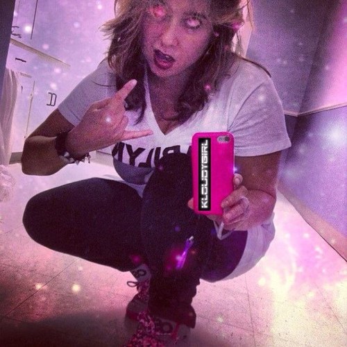 kloudygirl's profile picture. MUSICIAN. ARTIST. SKILLTOYS