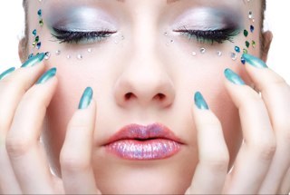 weekendwonders_'s profile picture. nail and beauty blogger, giving handy hints and tips for the perfect weekend glam look !