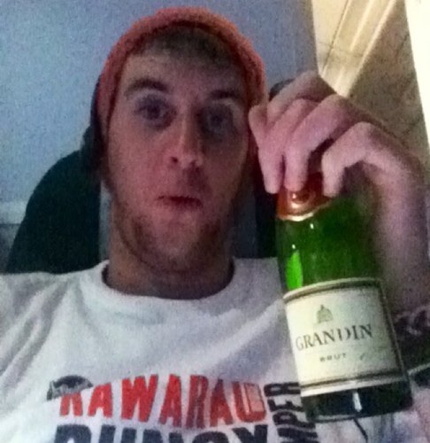 JGreenwood88's profile picture. embrace everything, one day you'll wish you had