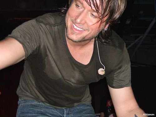 HammPhotography's profile picture. ahammphotography@yahoo.com