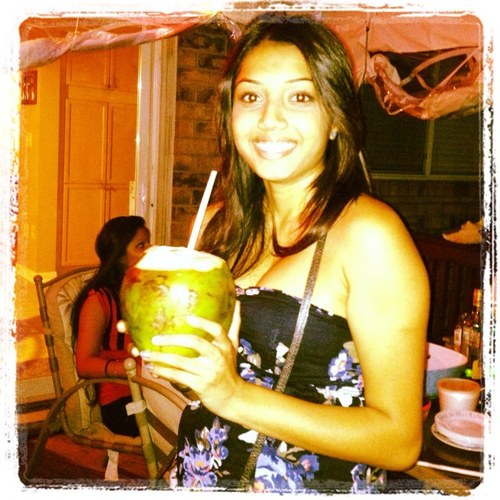 AnnetteS15's profile picture. 