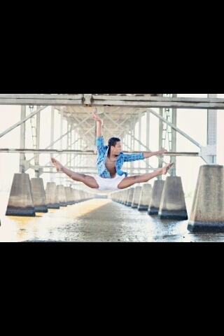 Just a dancer trying to change the world one step at a time. Southern born and bred with the drive & talent to go international. L.A. or Bust!