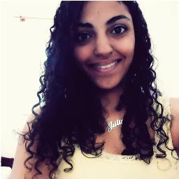 E se eu te olhar cem vezes, acredite, em cada uma delas estarei me apaixonando um pouco mais .. *-*