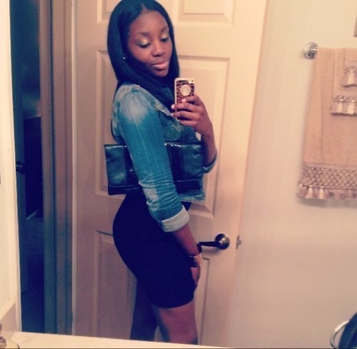 SHUT UP BITCH AND FOLLOW ! InstaGram ; ChellyTresJolie #KompaLover #FashionFreak ❤