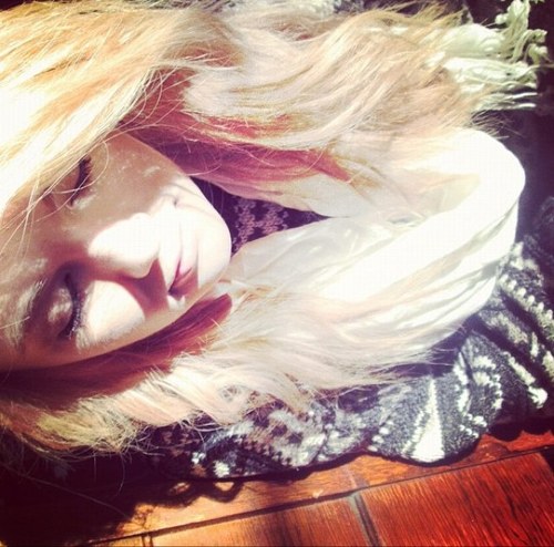 TeenHeartOnFire's profile picture. † loving Christ & loving life †