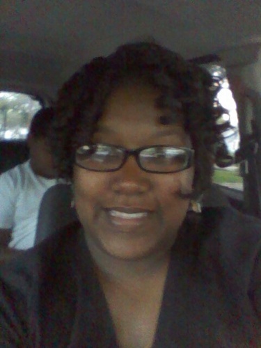 DioneHoneybe36's profile picture. 