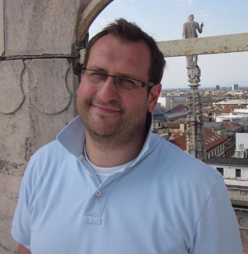 tamdinos's profile picture. 