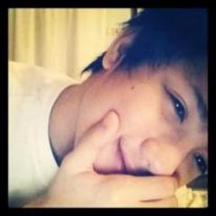 Wiwi_Marendra's profile picture. A successful man is one who can lay a firm foundation with the bricks others have thrown at him.