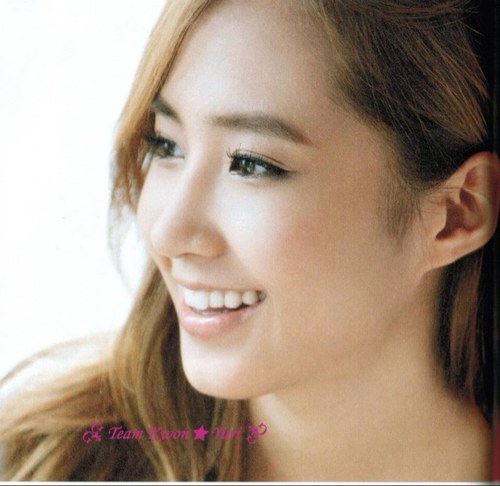 Kwonyul_bigstar's profile picture. ฮานา ทุล เซด อันยองฮาเซโย ชอนึน ควอนยูรี(ยูริ)อิมนีดา~ ฟลว.กันมาเยอะๆนะคะ น่ารัก สดใส น่ากด น่าทุกอย่าง555 บายค่ะฟลว. ทักมาเยอะๆนะคะ จุ๊บุจุ๊บุ^O^