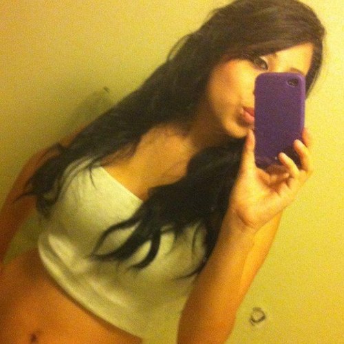 22/female/happy... i live for the night, i live for the lights, i live for the high till im free fallin