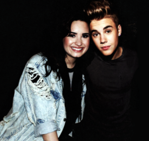 nina_1420's profile picture. Hi I'm 16 ,I love playing music and sing my idol is Demi lovato,I love lot of Singer like demi,Selena,justin b,1D And others, life is short so don't waste it