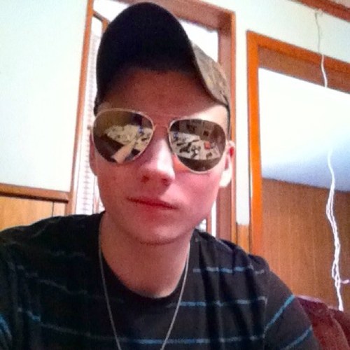 Redneck/country boy ex army mechanic