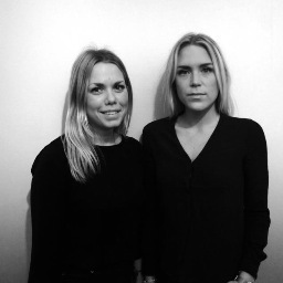 Gatuplan är ett mobilt galleri. 
Med pop-ups på olika locations i Stockholm öppnar vi upp för en plattform där unga kreativa rookies får ta plats.