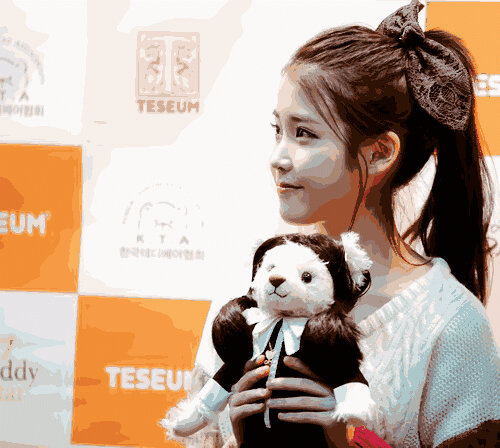 Vintage girl. {StayClosed_RP}
