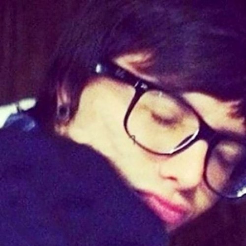 E ninguem me faria desistir dele, porque ele é o meu sonho. Desde: 15/03/12 Dona : @Nataliamello0
