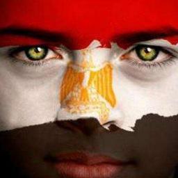 نحن شباب ثورة #مصر العظيمة..لن نترك مليما من أموالنا لدى الخونة وسنسعى لاستعادة قرابة 30 مليار دولار تم تهريبها من فلول مبارك إلى #الإمارات وموجودة ببنك أبوظبى
