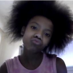 yall now who this is fmoI@ nae_1974
{}cheerleader {} funny @DAWONGARDNER KEEPER