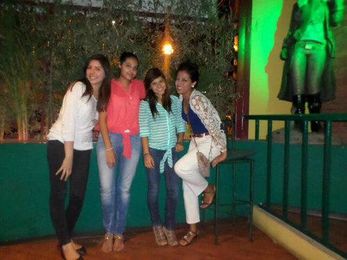 Divertida, risueña, adicta a las gomitas,  amo escalar