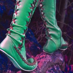Unique handmade clothes and boots. Light and flexible, like second skin. Barefoot feeling for all you dancers, fairies, pixies, gipsies and space travellers :)