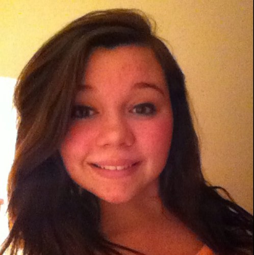 I love justin bieber!i hope i meet him some day :) im in 8th grade １３ semptember 15th i love art and animals especially my puppies;)