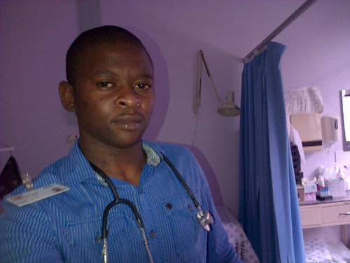 dr_mlimi's profile picture. Holder of the Royal Crown