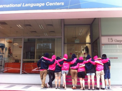 Follow us for more info about traveling and making friends around the world with benefits :)